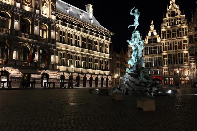 Grote Markt в Антверпене