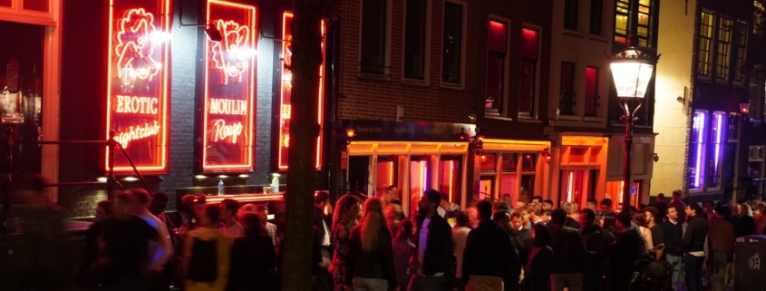 Квартал Красных фонарей в Амстердаме (Де Валлен)