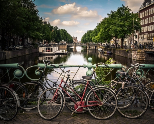 Велосипеды на мосту в Амстердаме
