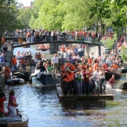 День Королевы в Амстердаме