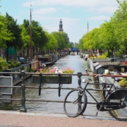 На улицах Амстердама