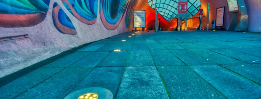 Спуск в велосипедный туннель в Эйндховене